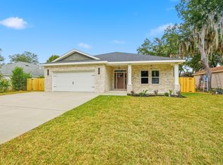 15 Plew Ave, Shalimar, FL 32579