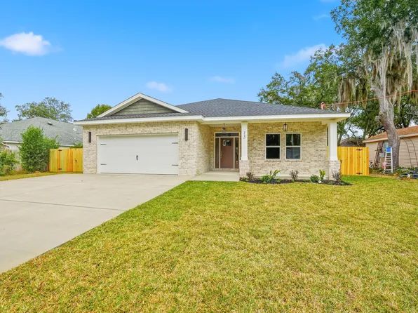 15 Plew Ave, Shalimar, FL 32579
