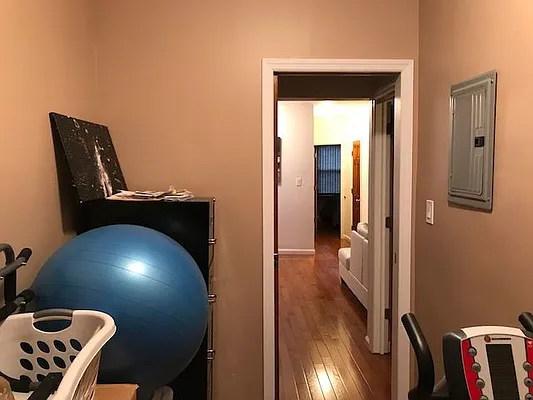 Rented by Signature Spaces NYC Corp | media 42