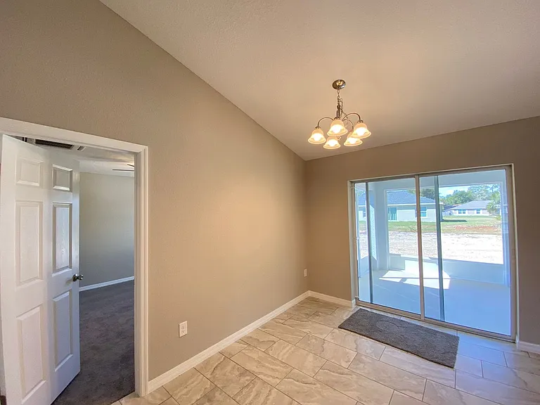 13709 SW 40th Cir — Photo 12