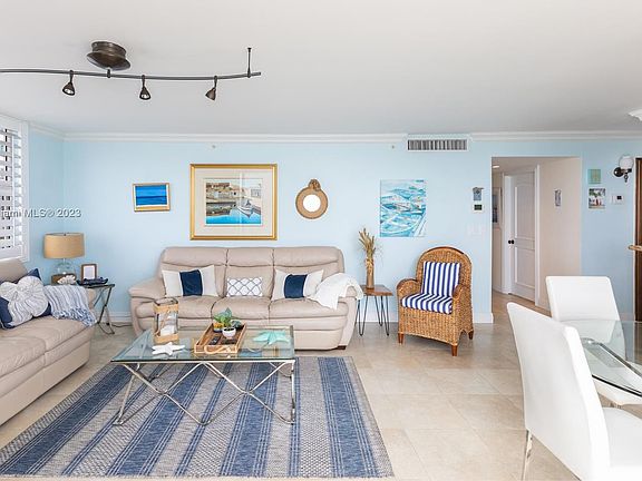 5th image of 6917 Collins Ave APT 1001