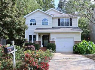1122 Fieldstone Dr, Mebane, NC 27302