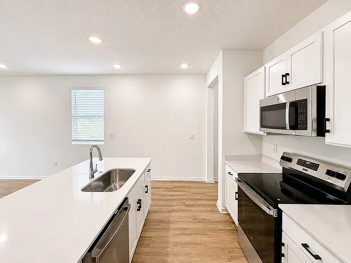 8662 Elmo Rd — Photo 7