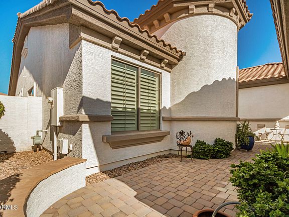 4th image of 2822 E WINGED FOOT Drive