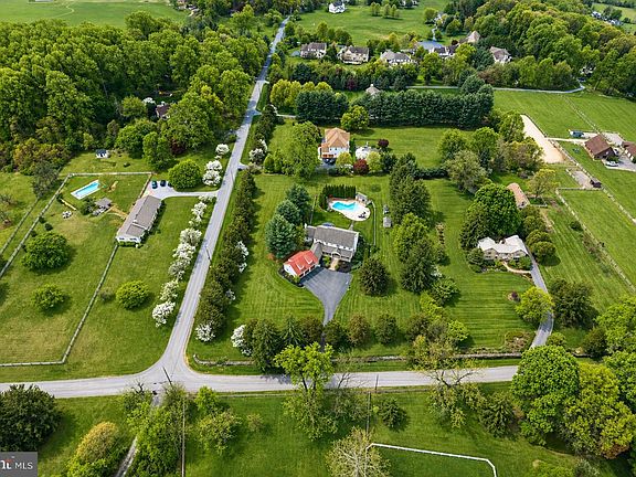 5th image of 2268 Beaver Hill Rd