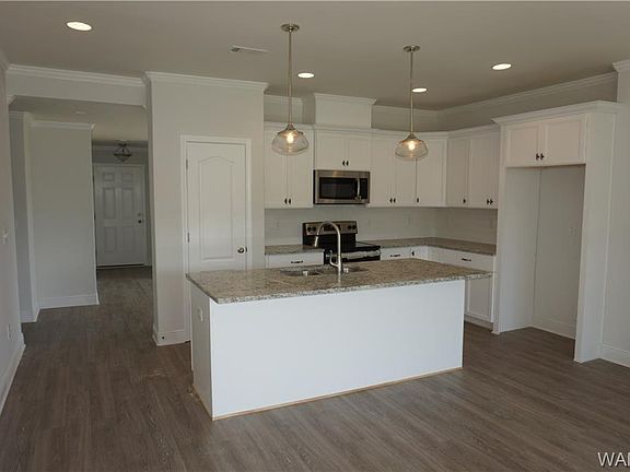 5th image of 13140 Garden Creek Ln