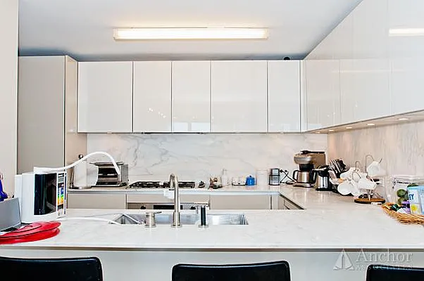 Sold by Anchor Associates | media 19