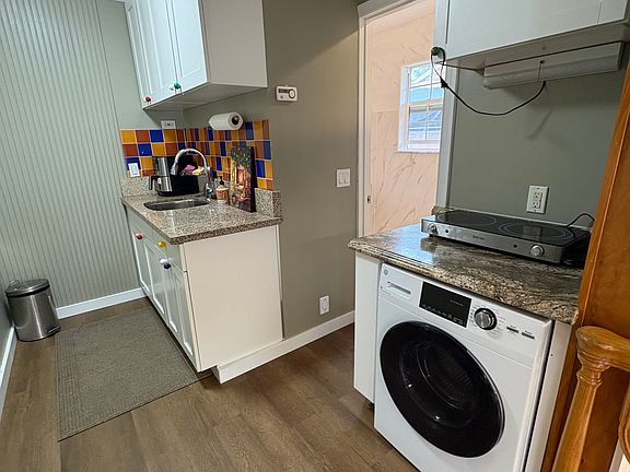 3rd image of 6678 Sale Ave #Adu