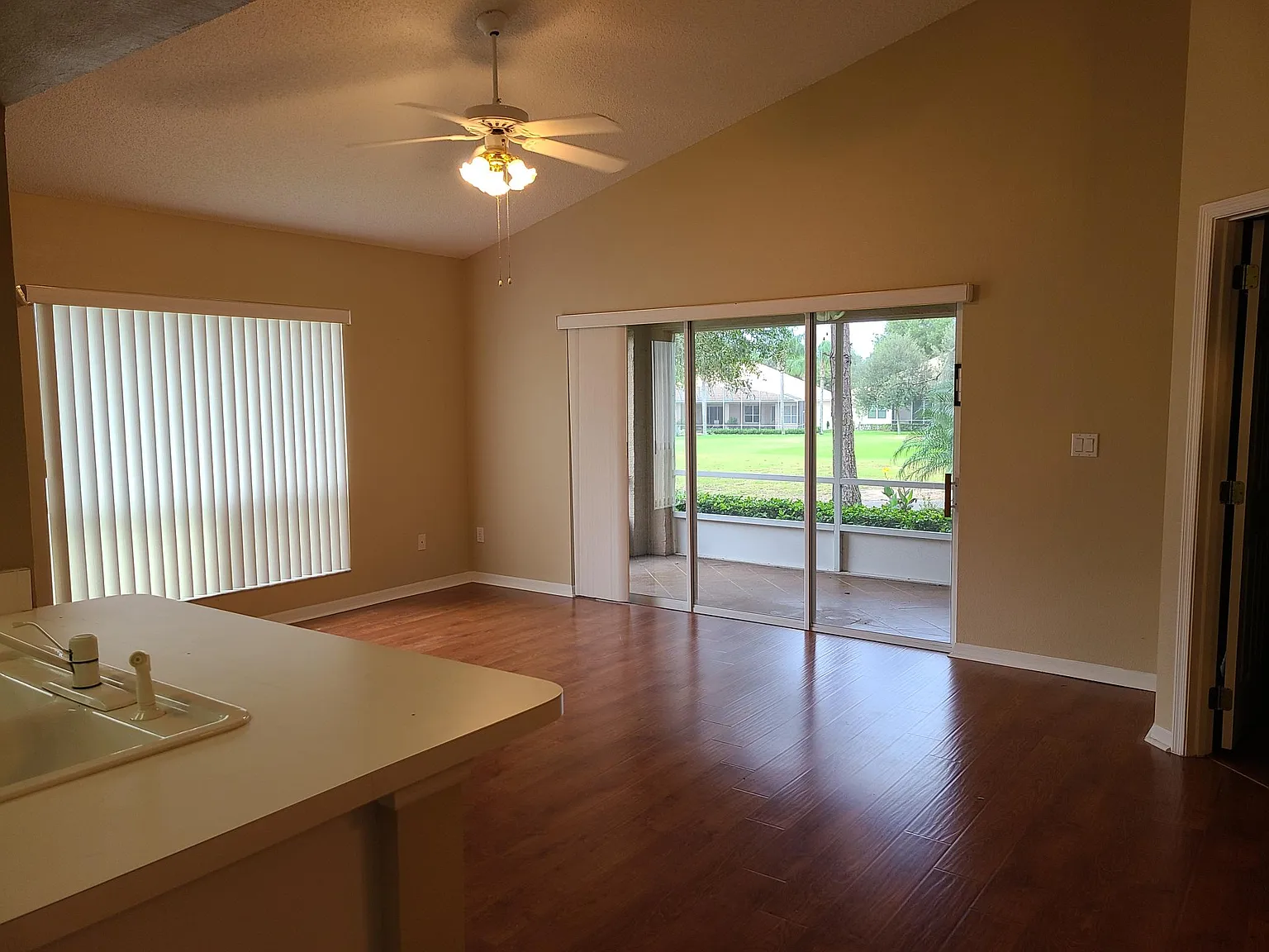 2 bed, 1447 sqft, $2,600 — Photo 3