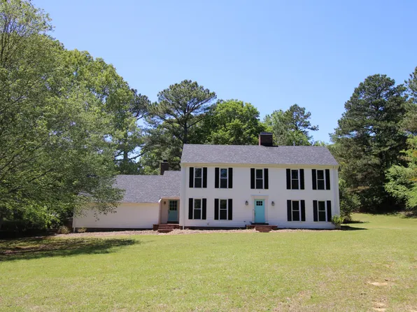1915 Old Huntingdon Rd, Lexington, TN 38351