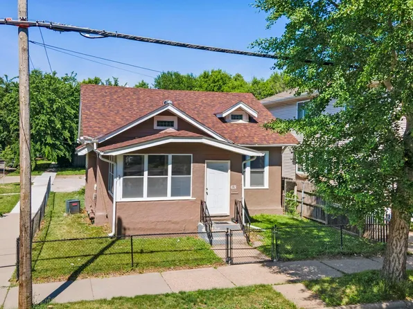 631 Western Ave N, Saint Paul, MN 55103