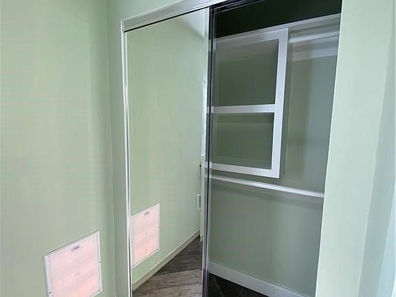 4th image of 631 Benson Way