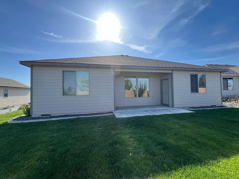 7813 Coldwater Dr — Photo 21