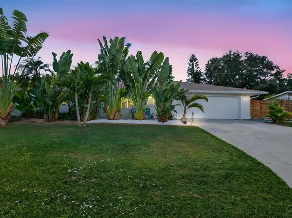 3735 Duncan Pl, Sarasota, FL 34239