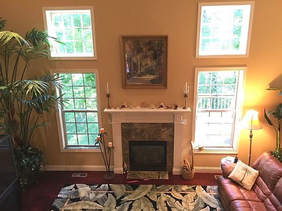 4th image of 6305 Munsee Dr