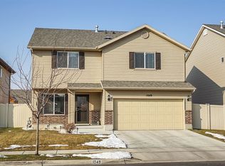 1049 N Cambria Dr, North Salt Lake, UT 84054
