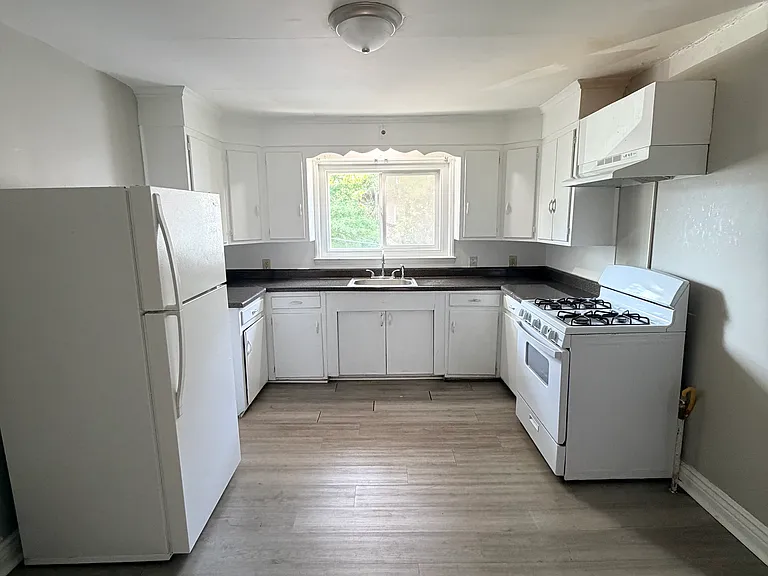 315 Winthrop Ave #5B — Photo 3