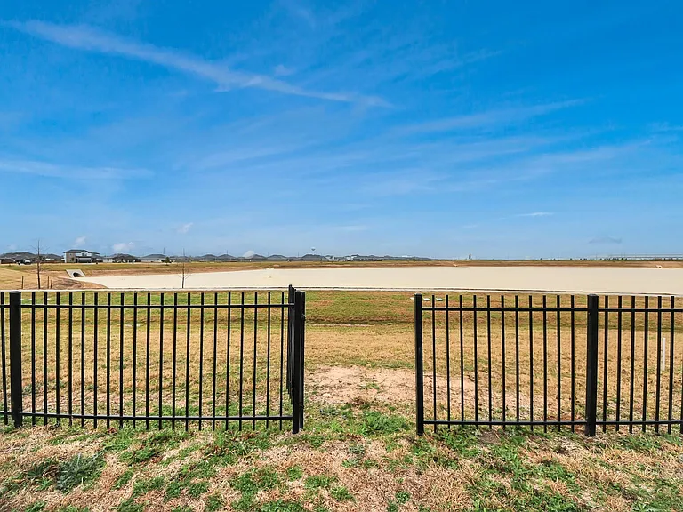 1310 Bison View Ln — Photo 30