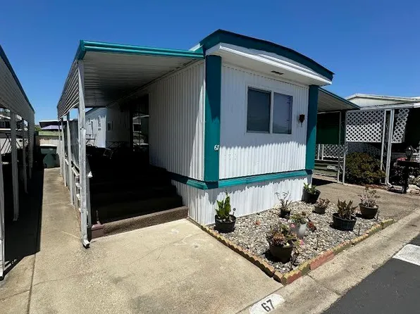 150 Pestana Ave #67, Manteca, CA 95336