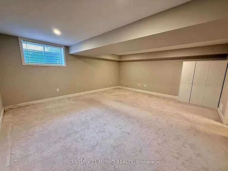 1375 Whetherfield St #22 — Photo 18