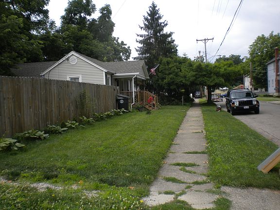 2nd image of 2717 Martel Dr