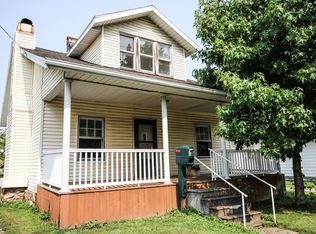 705 S Cross St, Robinson, IL 62454