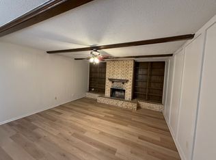 5724 36th St, Lubbock, TX 79407