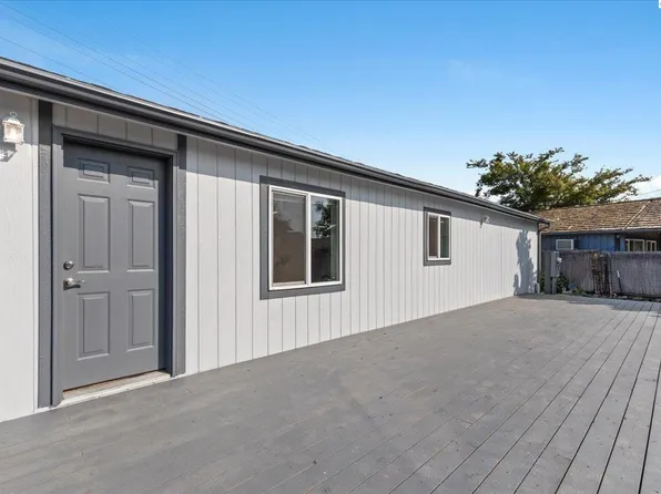 120 Ward Rd, Toppenish, WA 98948