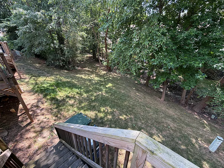 6530 Thetford Ct — Photo 16