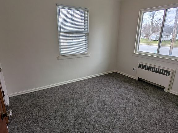 3rd image of 2317 Kosciuszko Ave