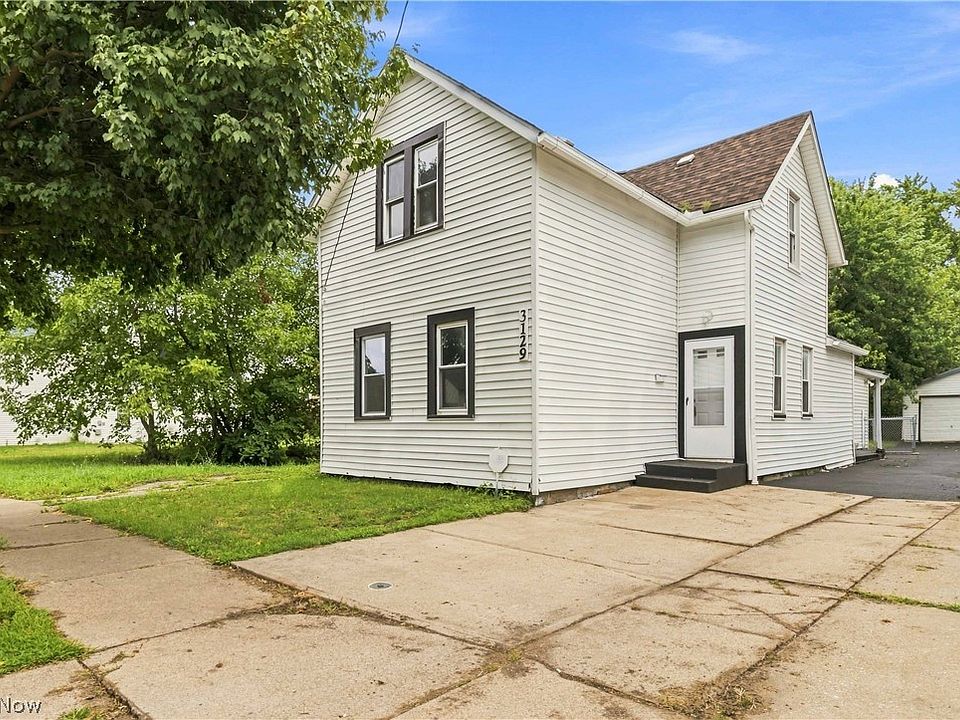 1st image of 3129 W 31st St
