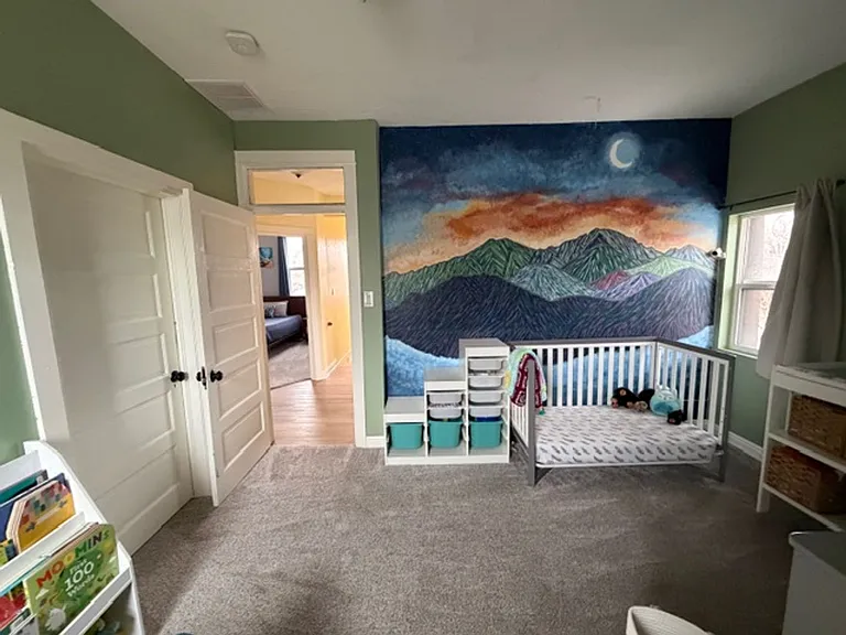 1538 S. 400 E. — Photo 15