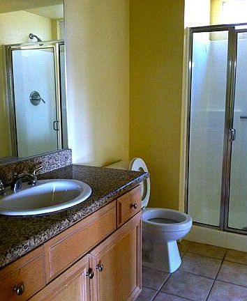 5th image of 4222 Menlo Ave Unit 32