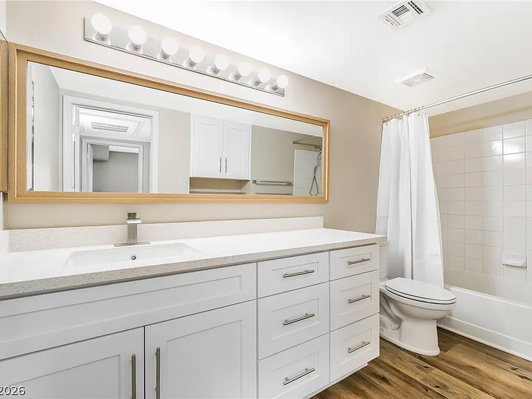 45 Maleena Mesa St #427 — Photo 15