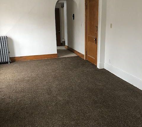 5th image of 1022 Eureka St #B2