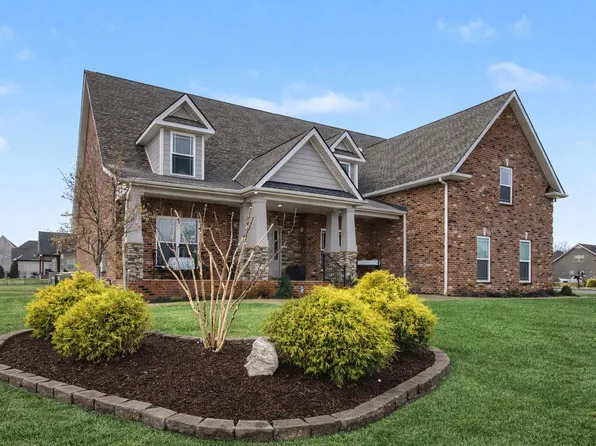 3131 Robinwood Dr, Murfreesboro, TN 37128