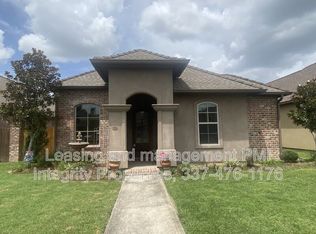 330 Dunvegan Ct, Lafayette, LA 70503