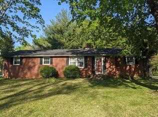 2714 Apache Dr, Bowling Green, KY 42104