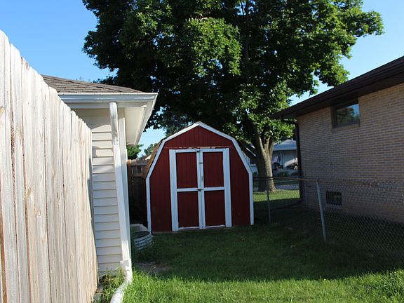 2nd image of 800 N 21st St