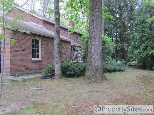4th image of 21 Sutherland Dr