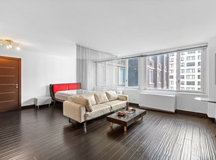 322 W 57th St APT 19L, New York, NY