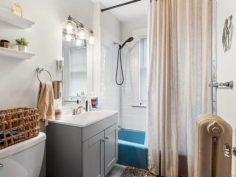 35 Argyle Ave #1 — Photo 14