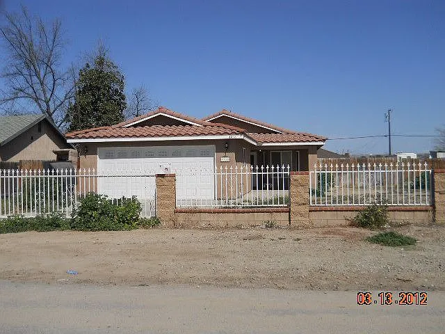 4936 Sammons Ave photo 1