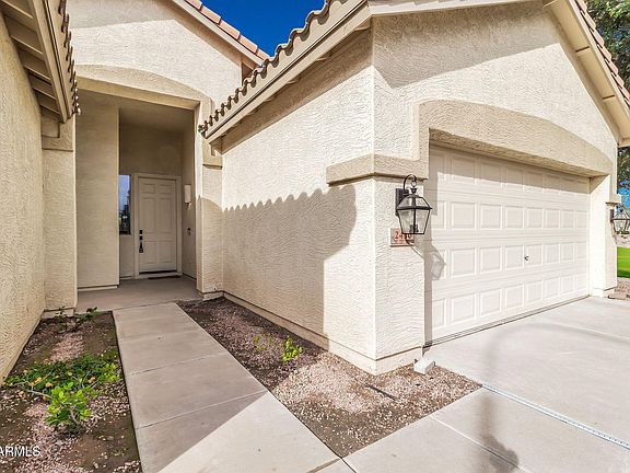 4th image of 2430 S DRAGOON Drive