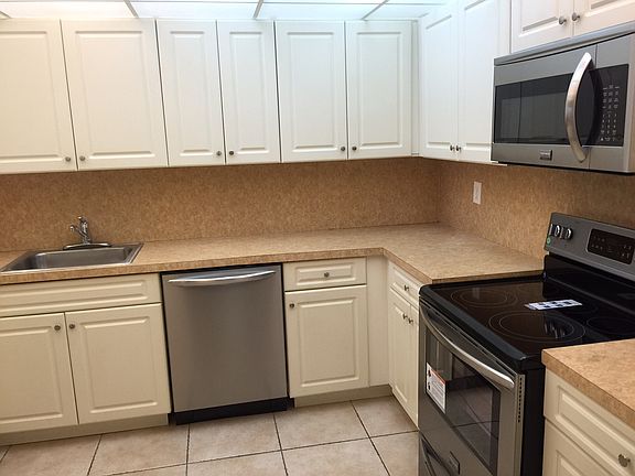 5th image of 6930 NW 186th St APT 1-417