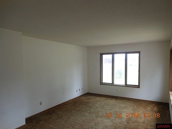 2nd image of 904 Woodland Ave