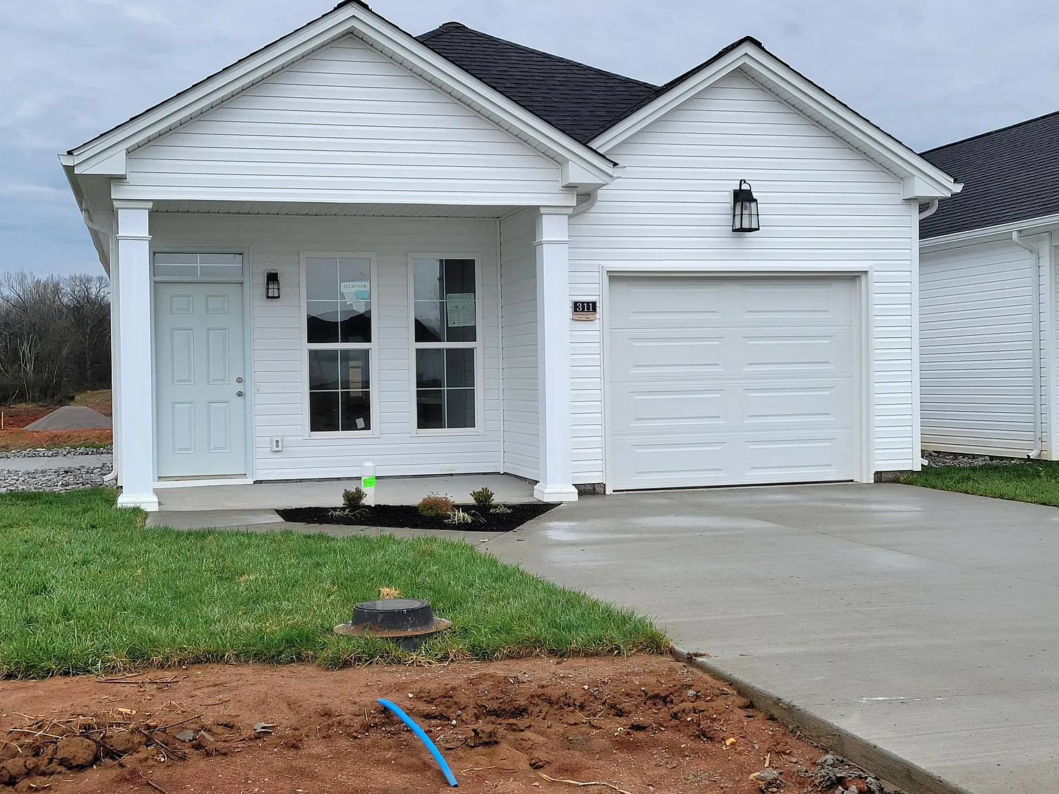 2 bed, 1276 sqft, $1,350 — Photo 1