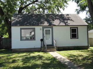 2808 Ridgeway Ave, Rockford, IL 61101