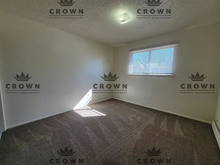 4820 E 12th St #5 — Photo 7