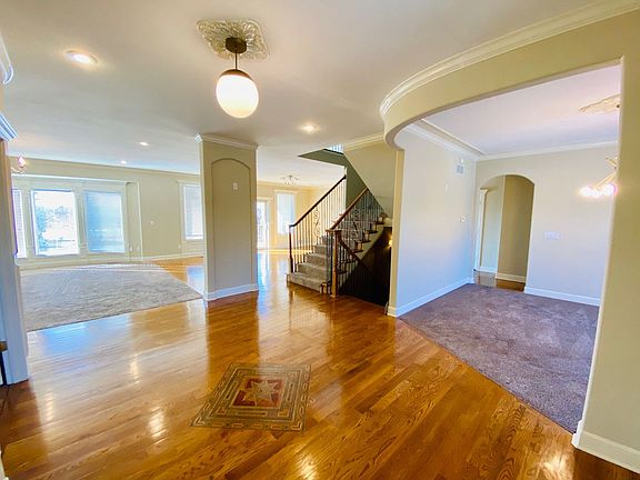 3rd image of 5183 W 150th Pl